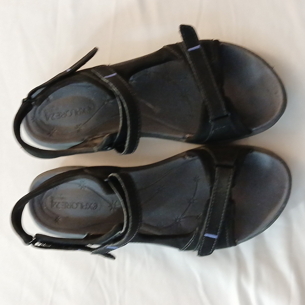 Easy Spirit Black Sandals 7.5 - Picture 2 of 5